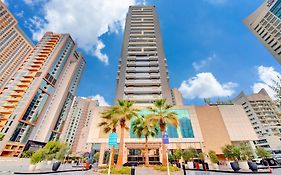 Royal Regency Suites Marina